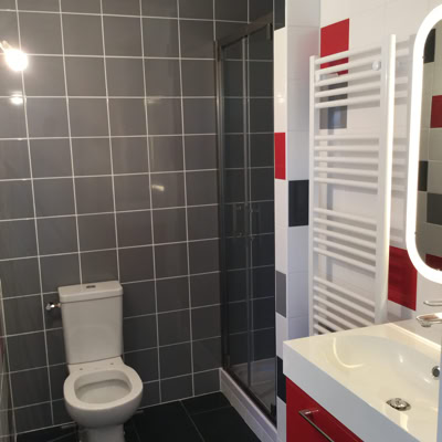Mon Ami Sam Aménagement d’une salle d'eau Gite